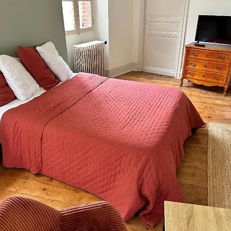 Bed & Breakfast Maison Silhac 3*