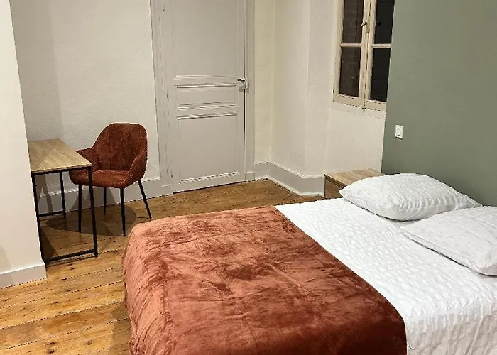 Alojamento de Acomodação e Pequeno-almoço Maison Marguerite Vic-en-Bigorre